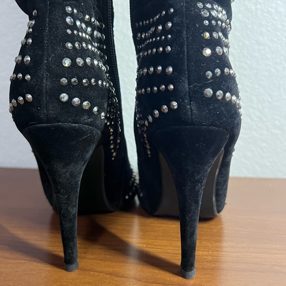 Olivia Miller Knee High Black Boots Studded Detail All Throughout Size 6 NWOT - Picture 6 of 10